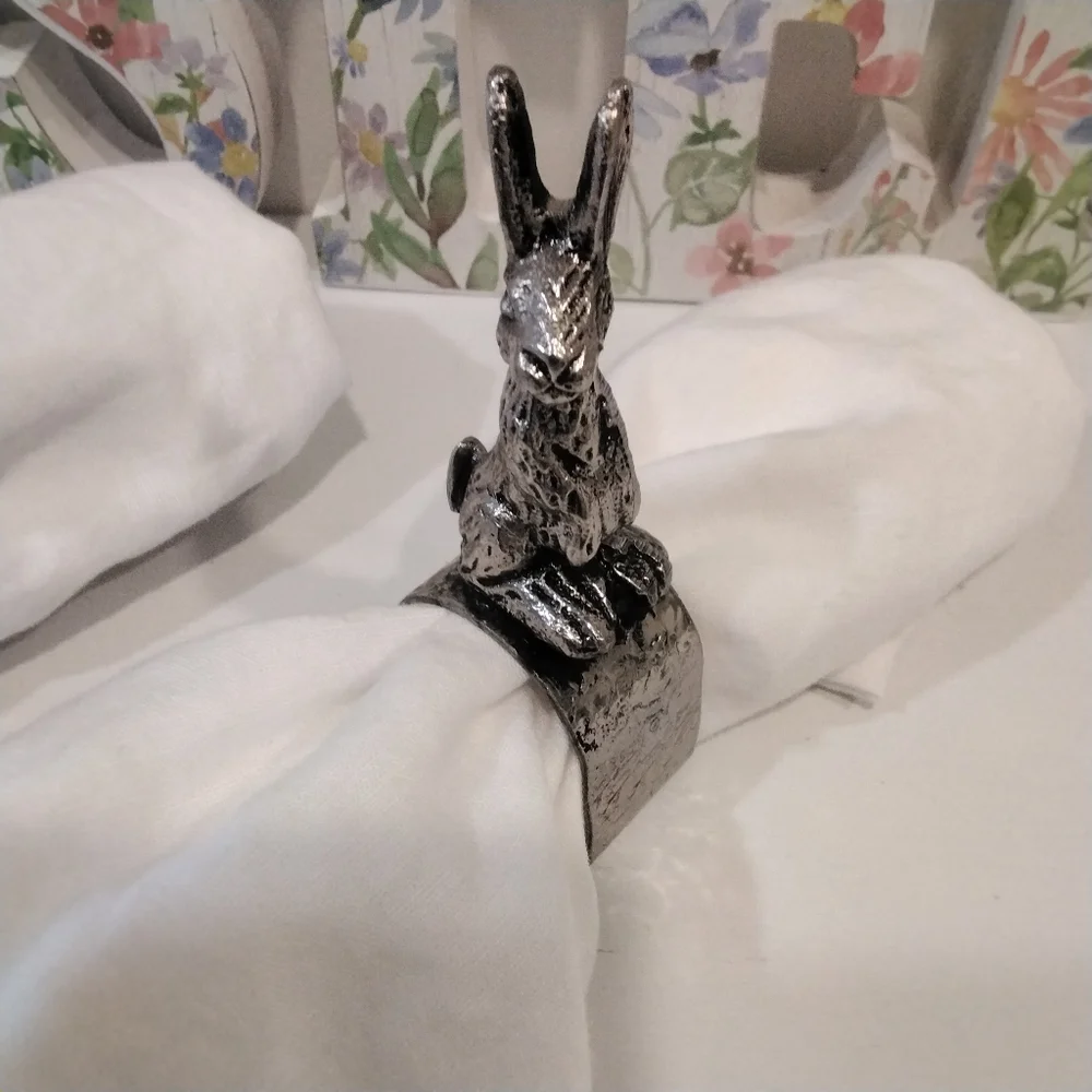 New! Two Metal Rabbit Napkin Rings - Picture 2 of 7